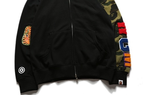 EM Sneakers BAPE Green Camouflage Half Sleeves Full Zip Hoodie
