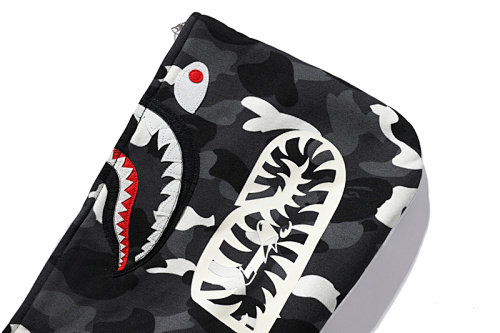 EM Sneakers BAPE Shark Head Black & White Glow-in-the-Dark Color-block Hoodie