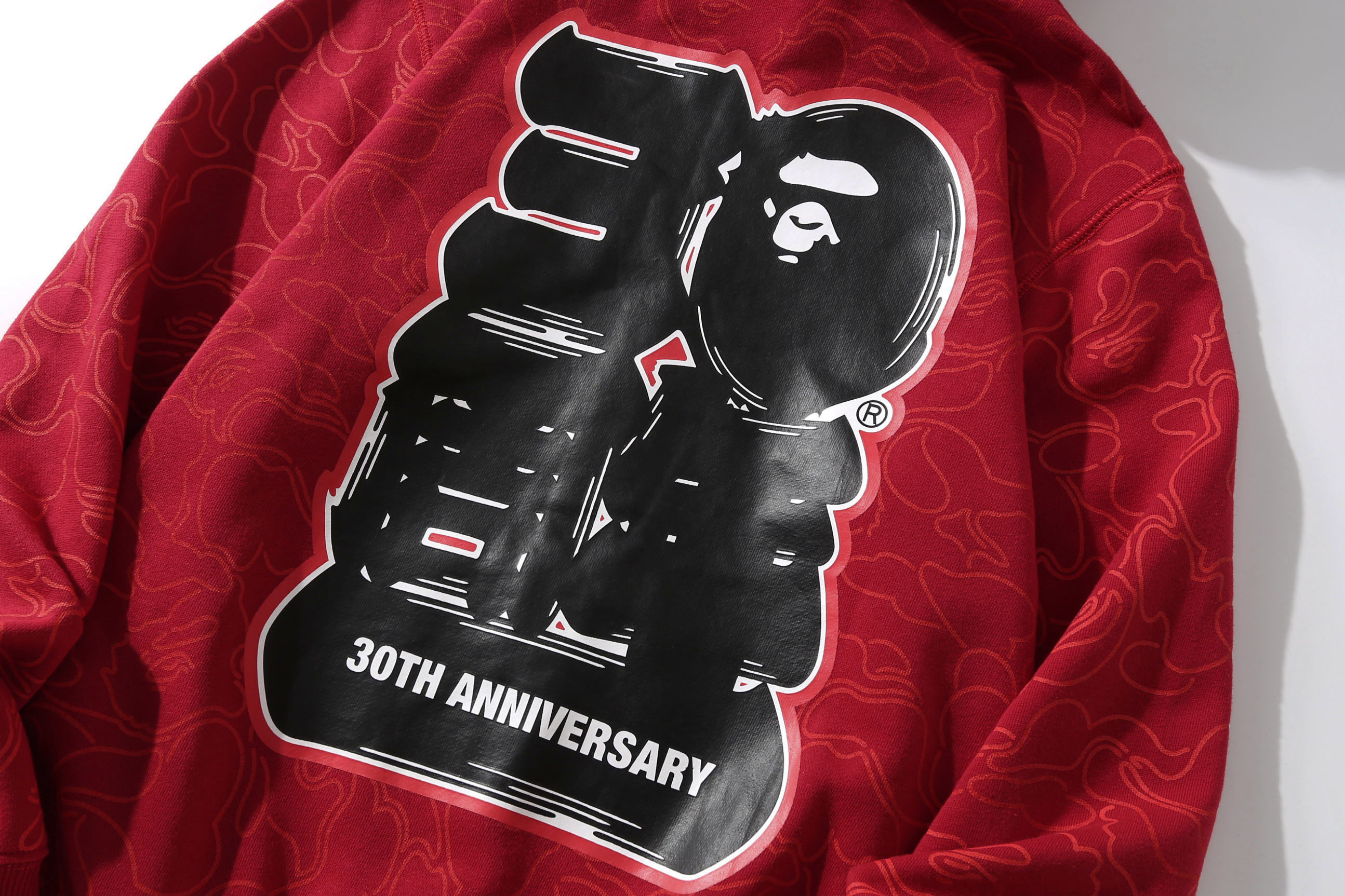 EM Sneakers BAPE 30th Anniversary Line Camo Shark Full Zip Hoodie Red