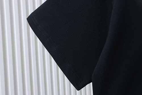 EM Sneakers Louis Vuitton 25ss Logo 3D Embroidered T-shirt Black