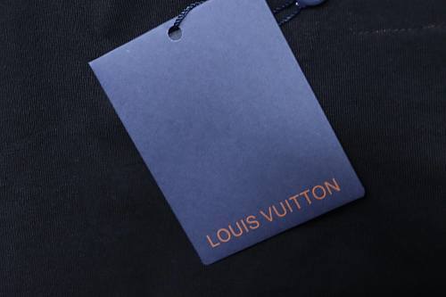 EM Sneakers Louis Vuitton 26SS All-over Monogram Jacquard T-shirt Black