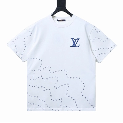 EM Sneakers Louis Vuitton Airplane Embroidered Logo T-shirt White 01