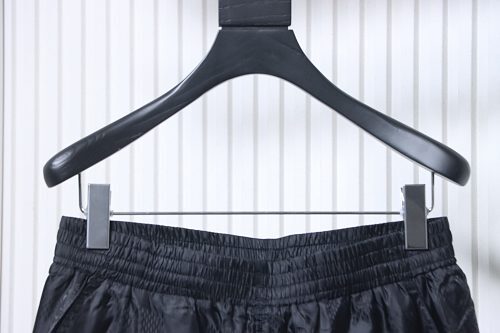 EM Sneakers Louis Vuitton Damier Pattern Beach Shorts Black