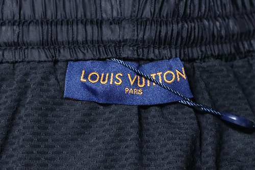 EM Sneakers Louis Vuitton Damier Pattern Beach Shorts Black