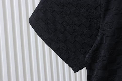 EM Sneakers Louis Vuitton Monogram Checkered Print T-shirt Black