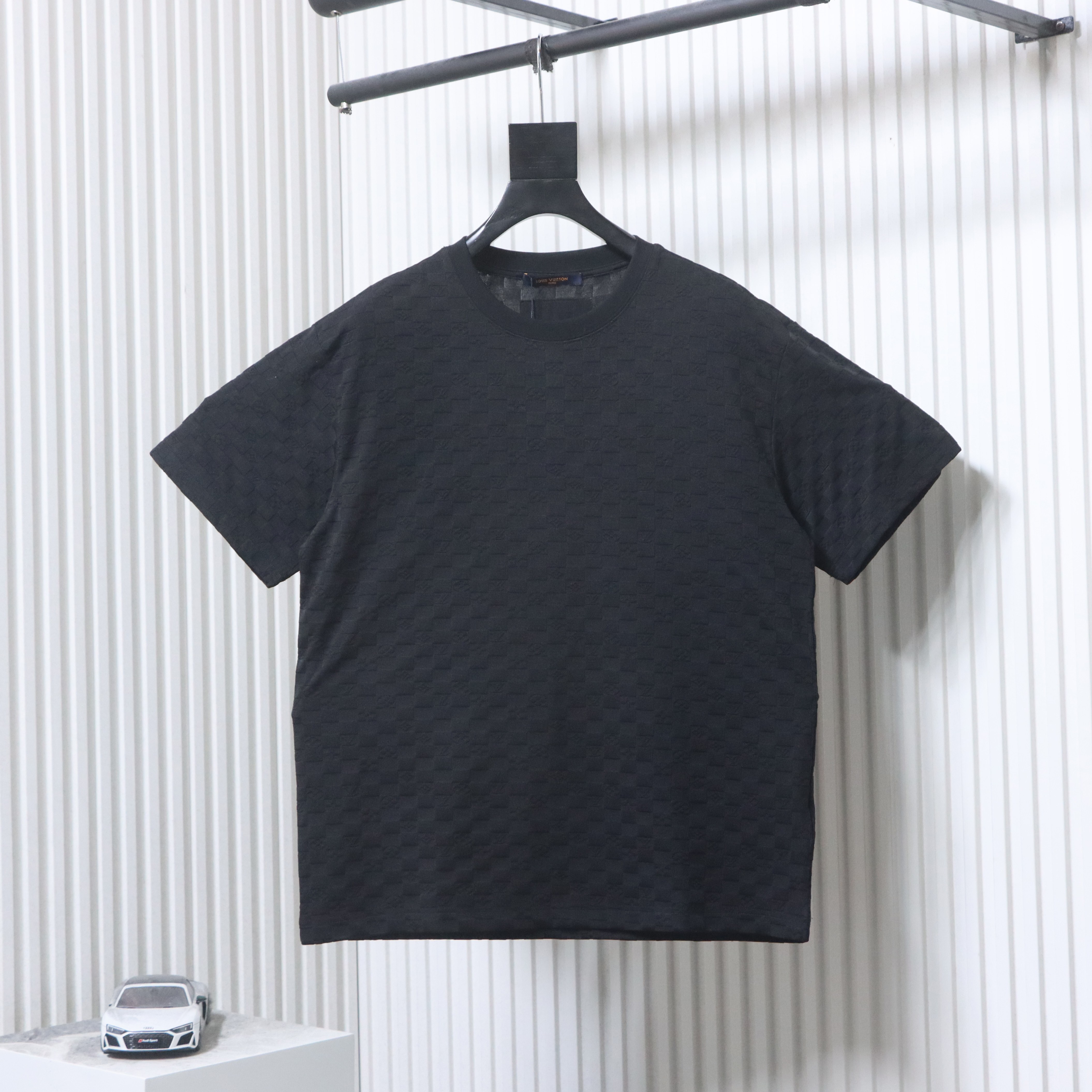 EM Sneakers Louis Vuitton Monogram Checkered Print T-shirt Black