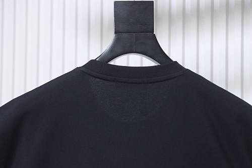 EM Sneakers Louis Vuitton Monogram Faux Pocket Print T-shirt Black