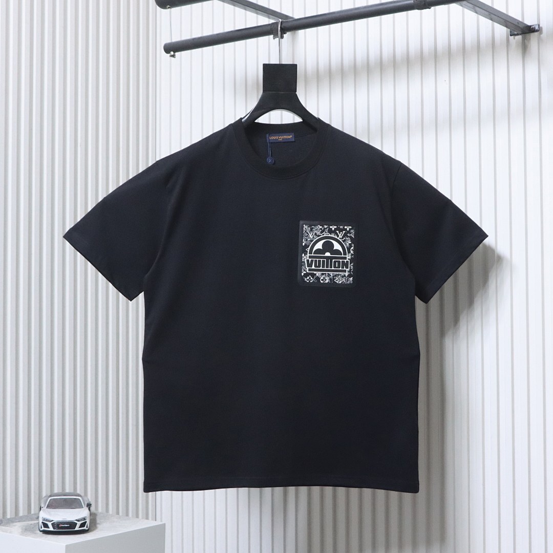 EM Sneakers Louis Vuitton Monogram Faux Pocket Print T-shirt Black