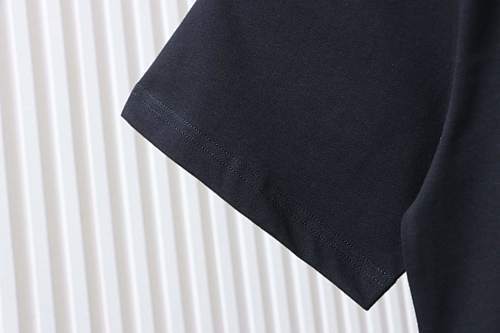 EM Sneakers Louis Vuitton Monogram Faux Pocket Print T-shirt Black