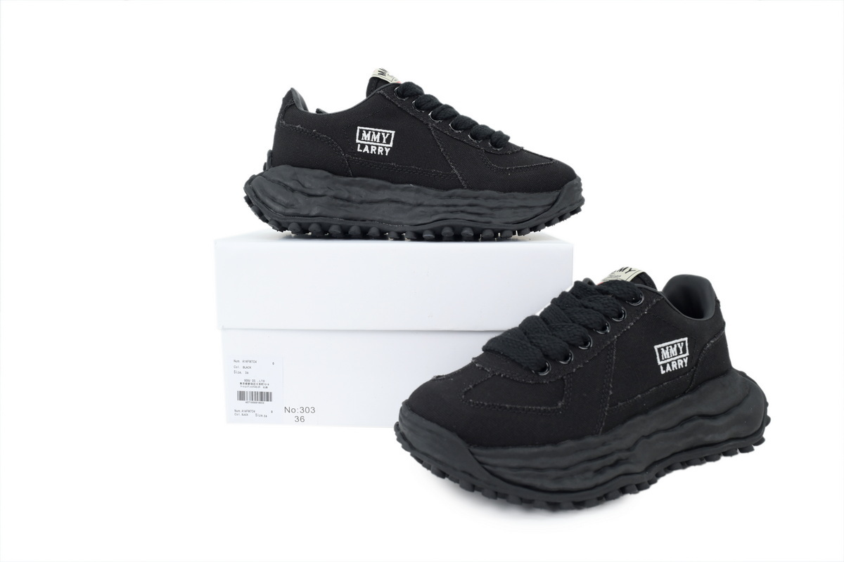 EM Sneakers Maison Mihara Yasuhiro Larry OG Sole Mix Material Low Black NO.303