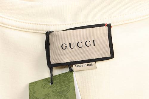 EM Sneakers Gucci × Hello Kitty Cartoon Banana Print T-shirt