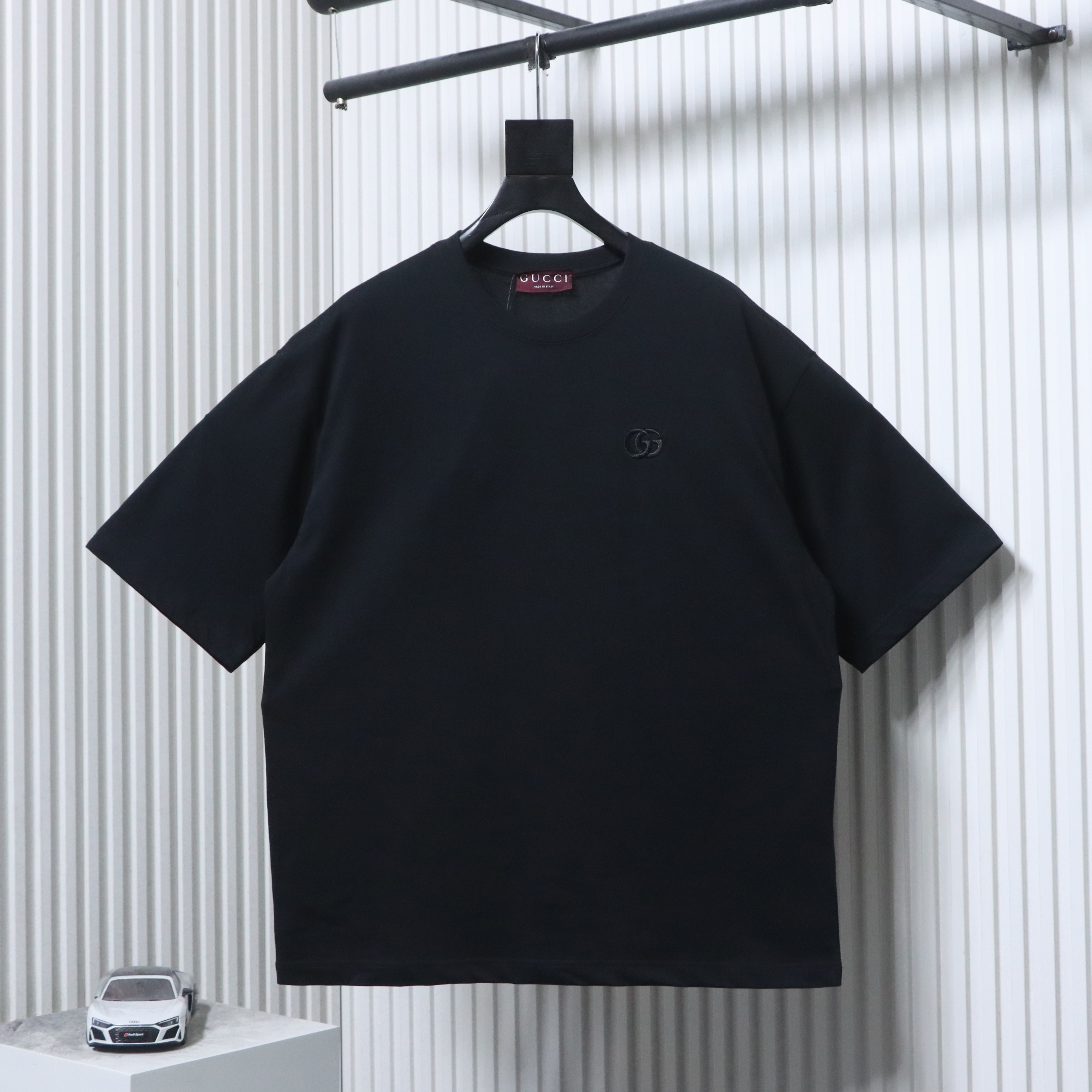 EM Sneakers Gucci Black Double G Logo Embroidered T-Shirt