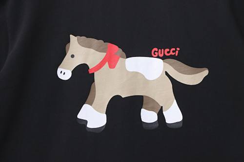 EM Sneakers Gucci Cartoon Horse Print T-shirt Black