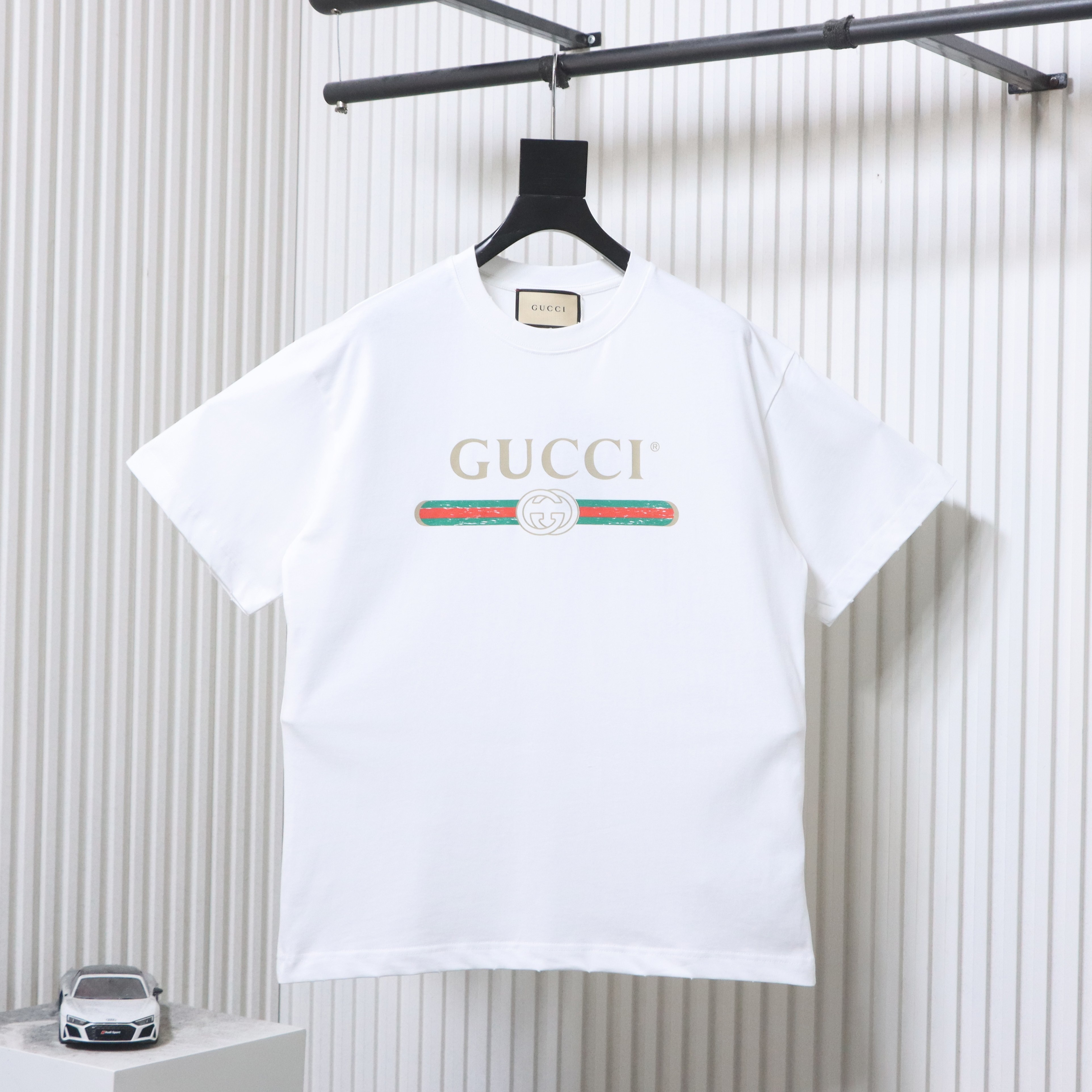 EM Sneakers Gucci Classic Belt Print T-Shirt White