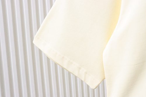 EM Sneakers Gucci Classic Logo Embroidered Letter Print T-shirt Apricot