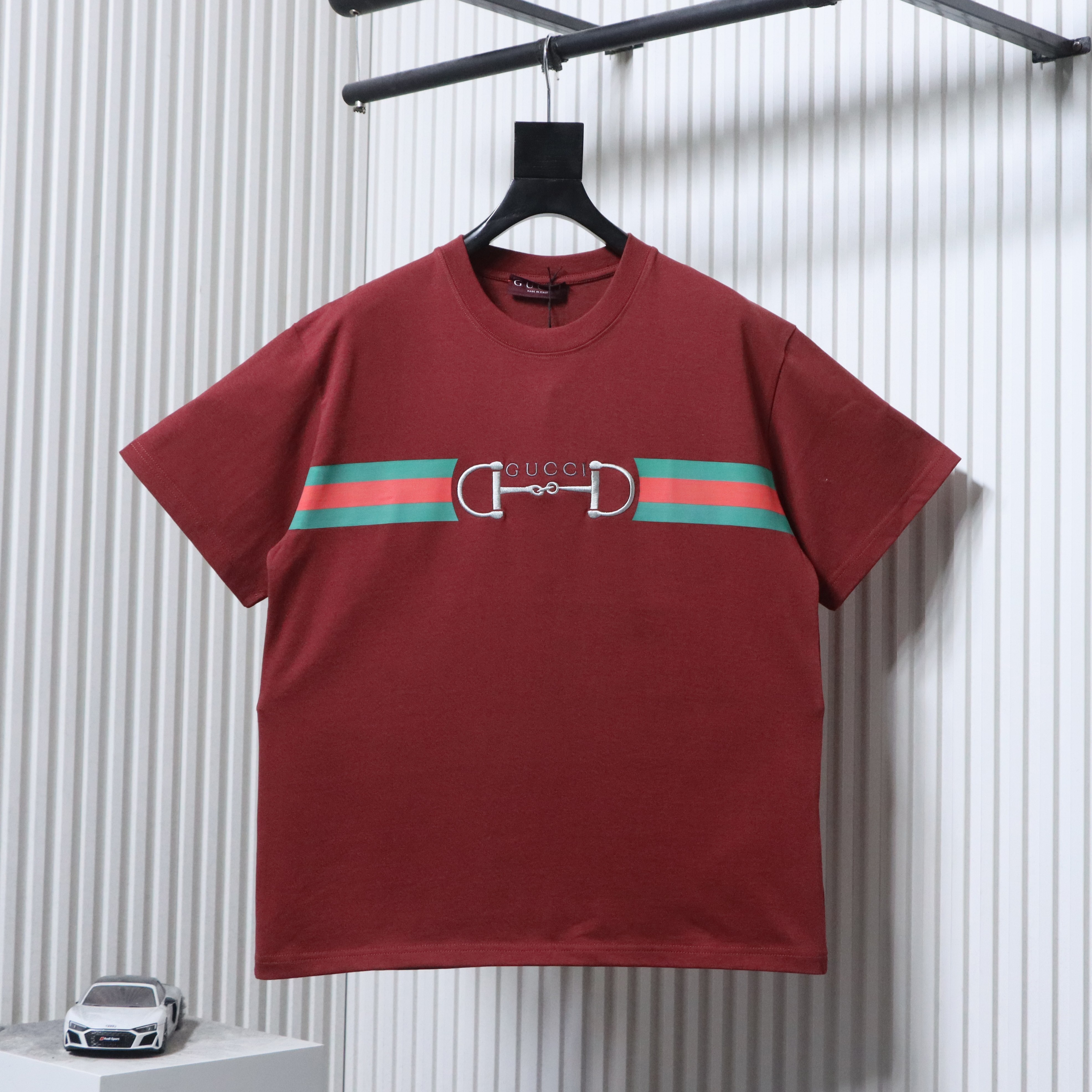 EM Sneakers Gucci Horsebit Webbing Burgundy T-shirt