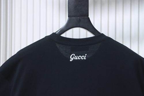 EM Sneakers Gucci Minimalist Letter Print Embroidered Logo T-shirt Black