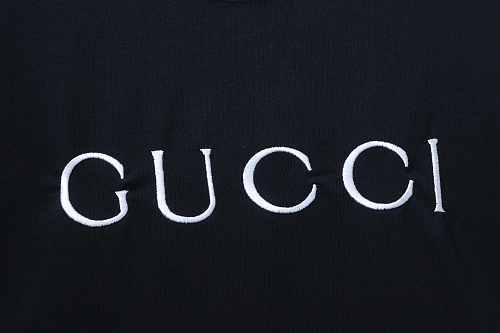 EM Sneakers Gucci Minimalist Letter Print Embroidered Logo T-shirt Black
