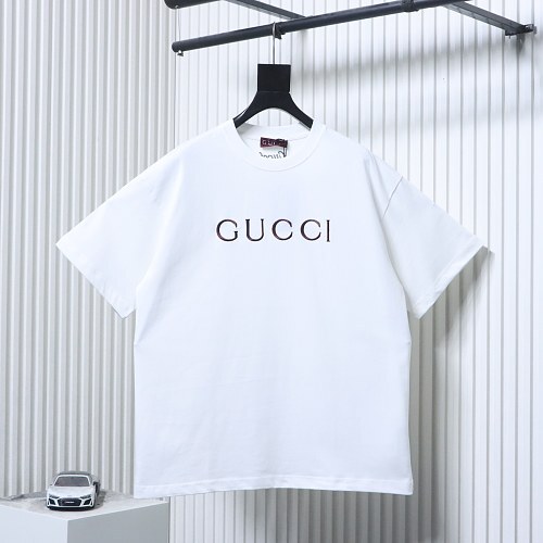 EM Sneakers Gucci Minimalist Letter Print Embroidered Logo T-shirt White