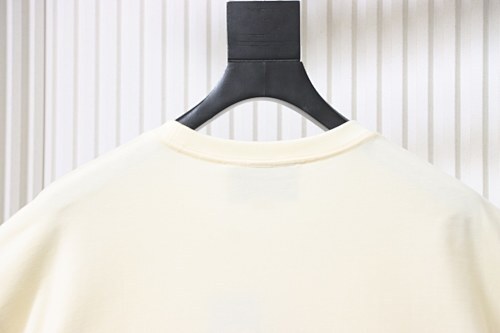 EM Sneakers Gucci Monogrammed Teddy Bear Embroidered Print T-shirt Apricot