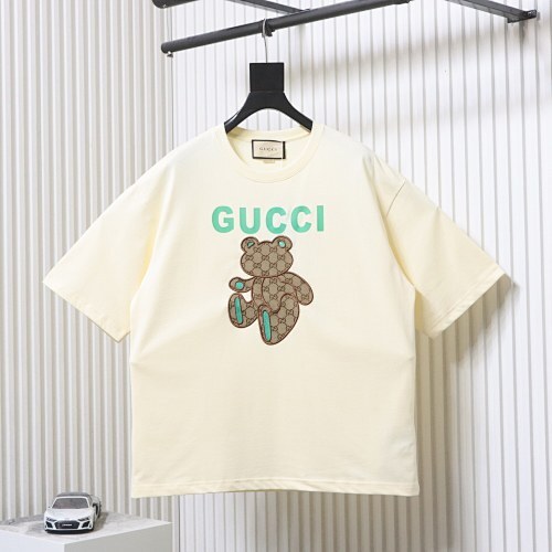 EM Sneakers Gucci Monogrammed Teddy Bear Embroidered Print T-shirt Apricot