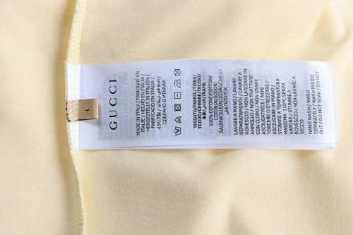 EM Sneakers Gucci Monogrammed Teddy Bear Embroidered Print T-shirt Apricot