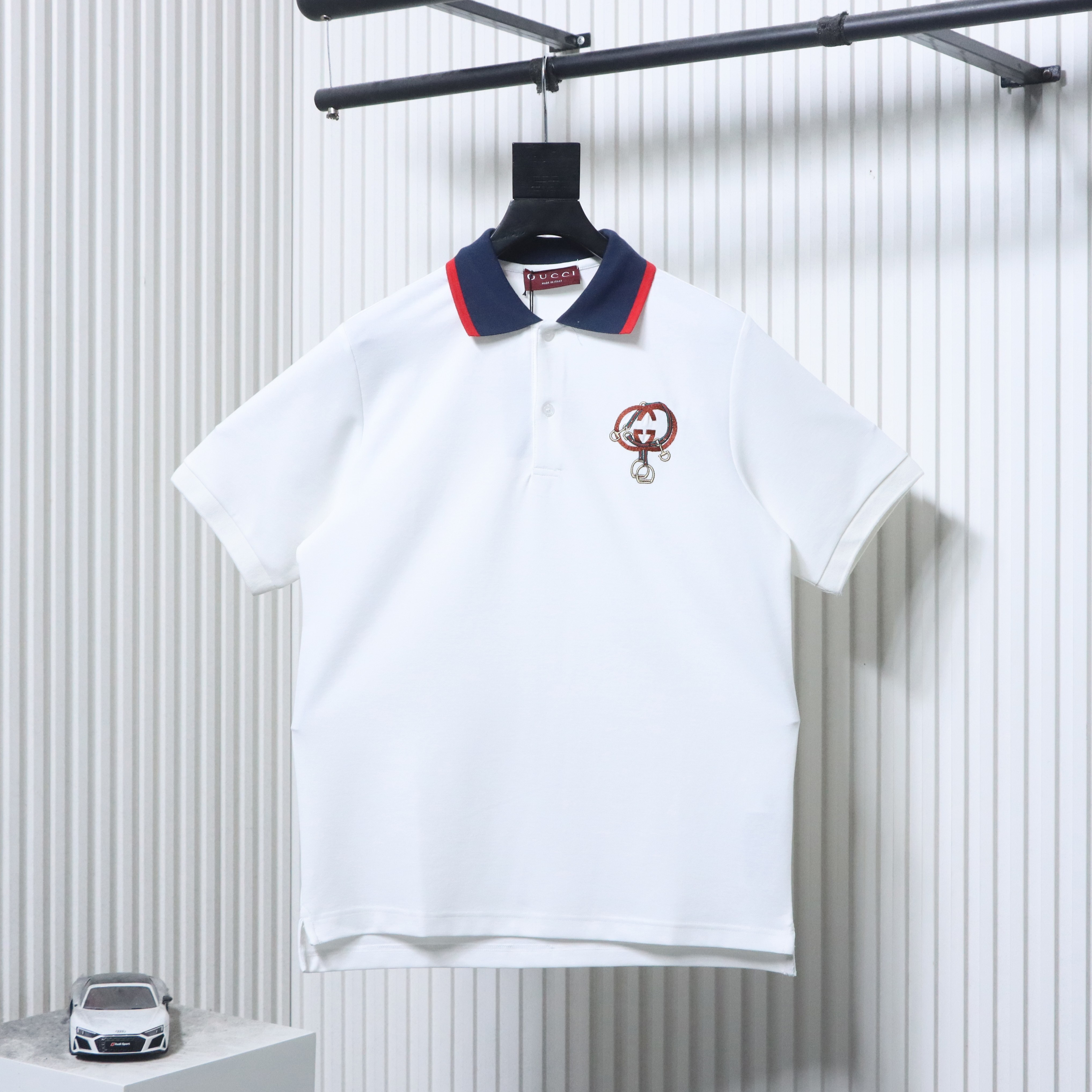 EM Sneakers GUCCI Pocket Embroidered Logo Short-Sleeve Polo Shirt White