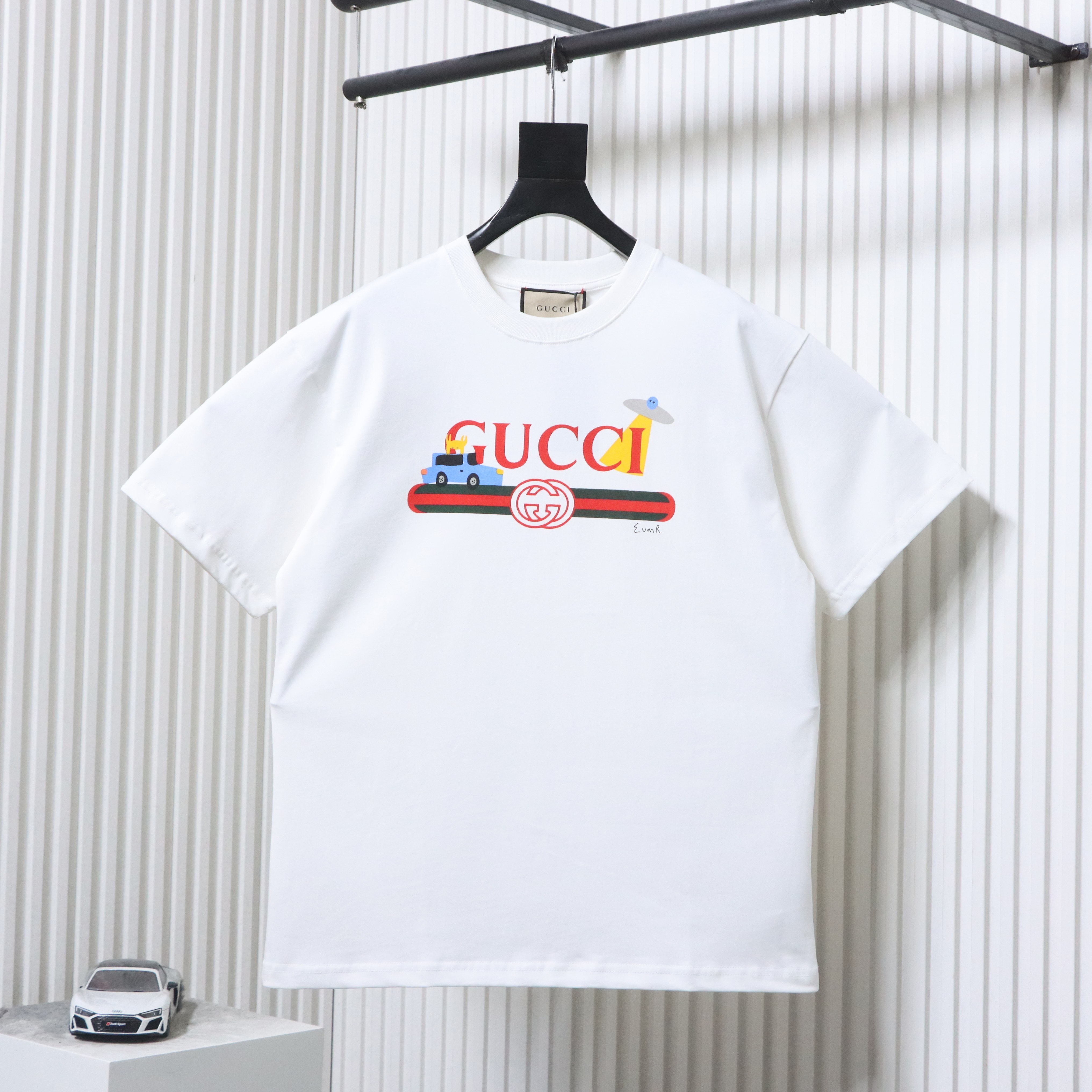EM Sneakers Gucci x Euan Roberts Cartoon Belt Print T-shirt White