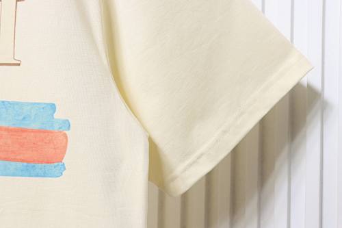 EM Sneakers Gucci x Peter Rabbit Collaboration Cartoon Print T-shirt Apricot