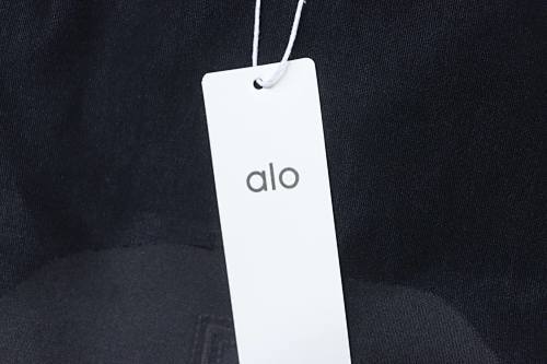 EM Sneakers ALO Yoga 26SS Back Logo Embroidered T-Shirt Black