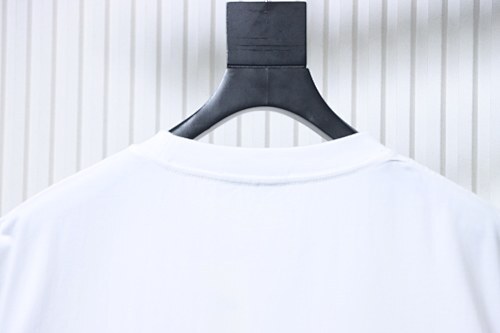 EM Sneakers ALO Yoga 26SS Back Logo Embroidered T-Shirt White