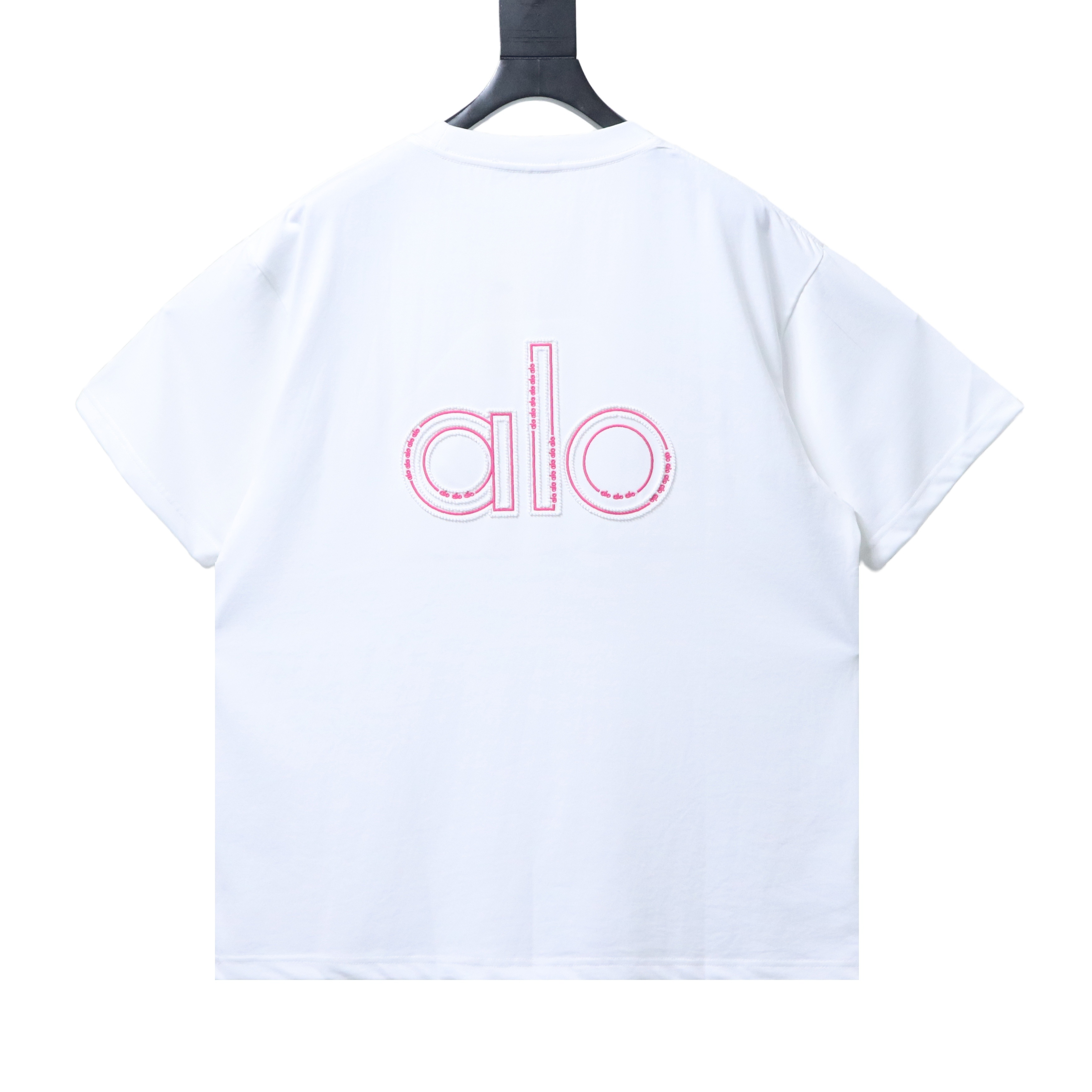 EM Sneakers ALO Yoga 26SS Back Logo Embroidered T-Shirt White