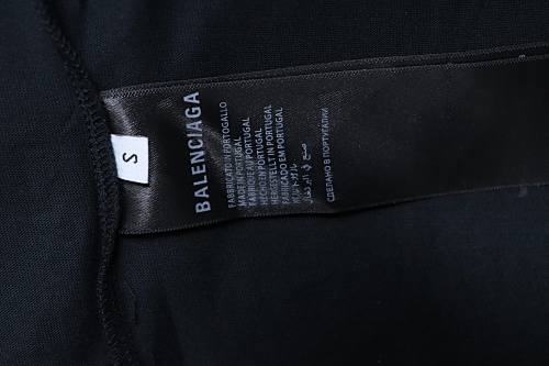 EM Sneakers Balenciaga Double B Distressed Hand-Painted Bitcoin Print T-Shirt Black
