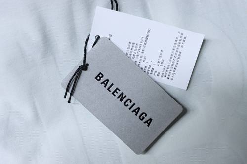 EM Sneakers Balenciaga Double B Distressed Hand-Painted Bitcoin Print T-Shirt White