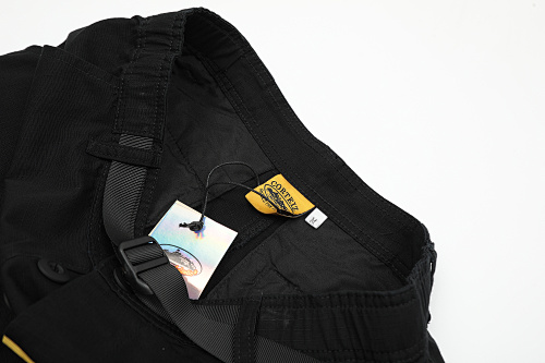 EM Sneakers Corteiz Alcatraz Cargo Shorts Black Yellow