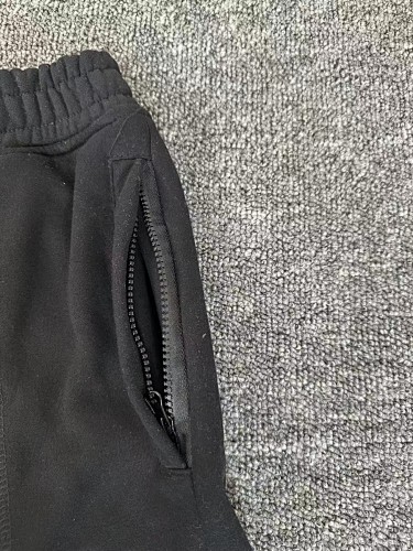 EM Sneakers Corteiz HMP Raw Hem Shorts Black