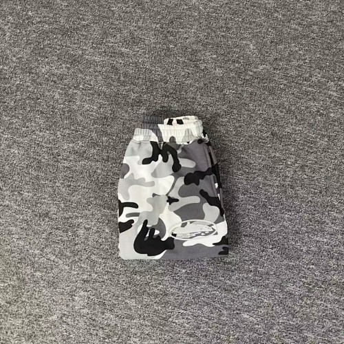 EM Sneakers Corteiz Island Puff Print Shorts Arctic Camo