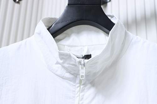 EM Sneakers Balenciaga Logo Print Zip-up Jacket White