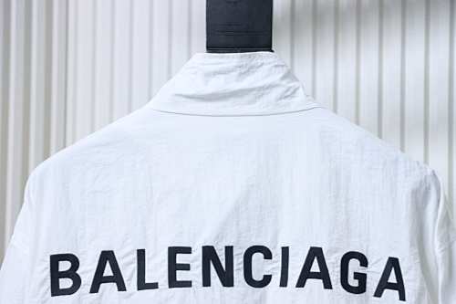 EM Sneakers Balenciaga Logo Print Zip-up Jacket White