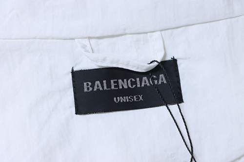 EM Sneakers Balenciaga Logo Print Zip-up Jacket White