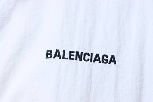 EM Sneakers Balenciaga Logo Print Zip-up Jacket White