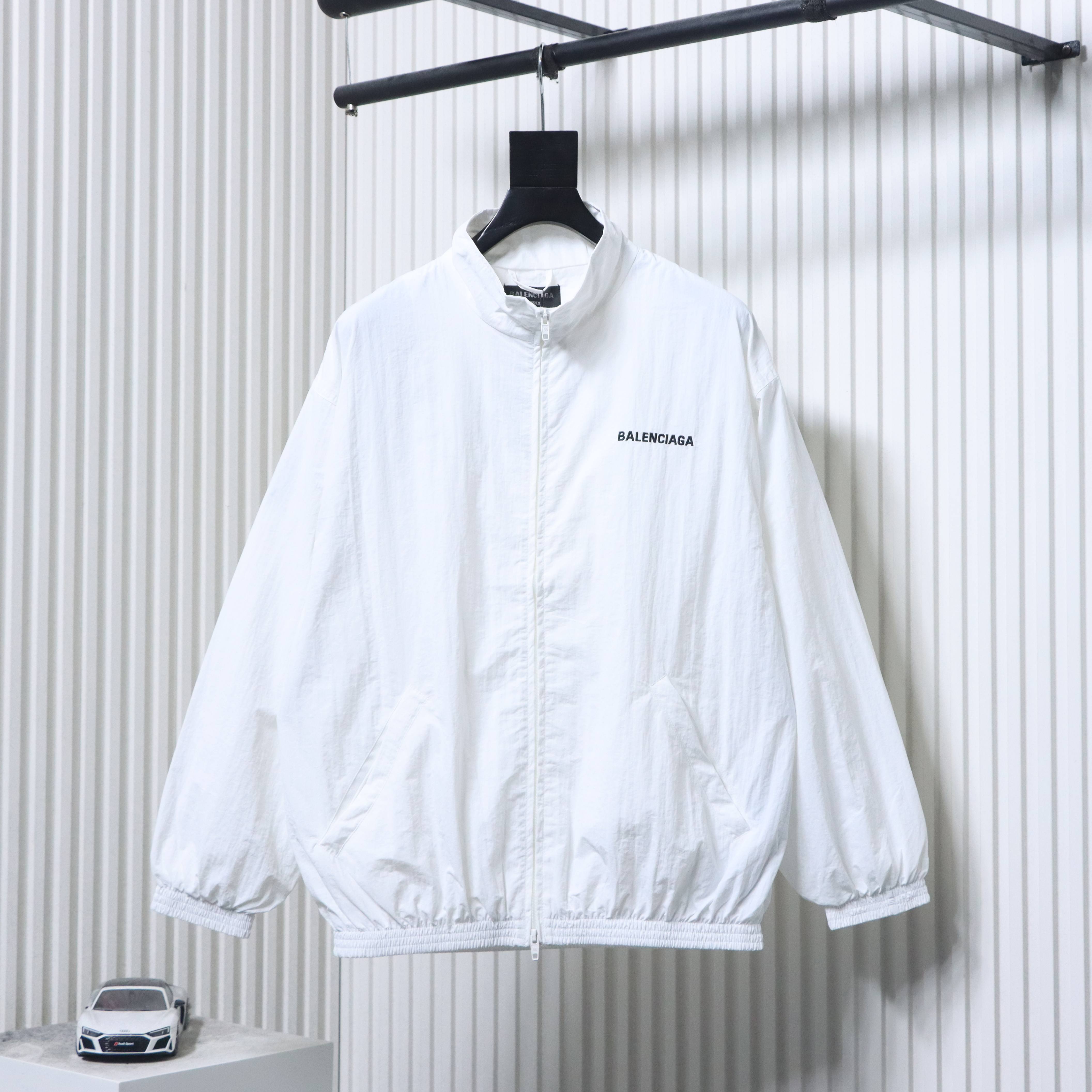 EM Sneakers Balenciaga Logo Print Zip-up Jacket White