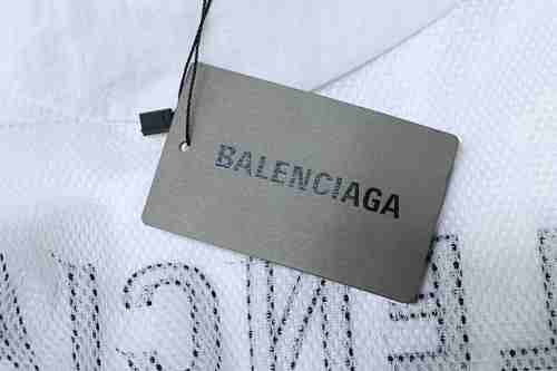 EM Sneakers Balenciaga Logo Print Zip-up Jacket White