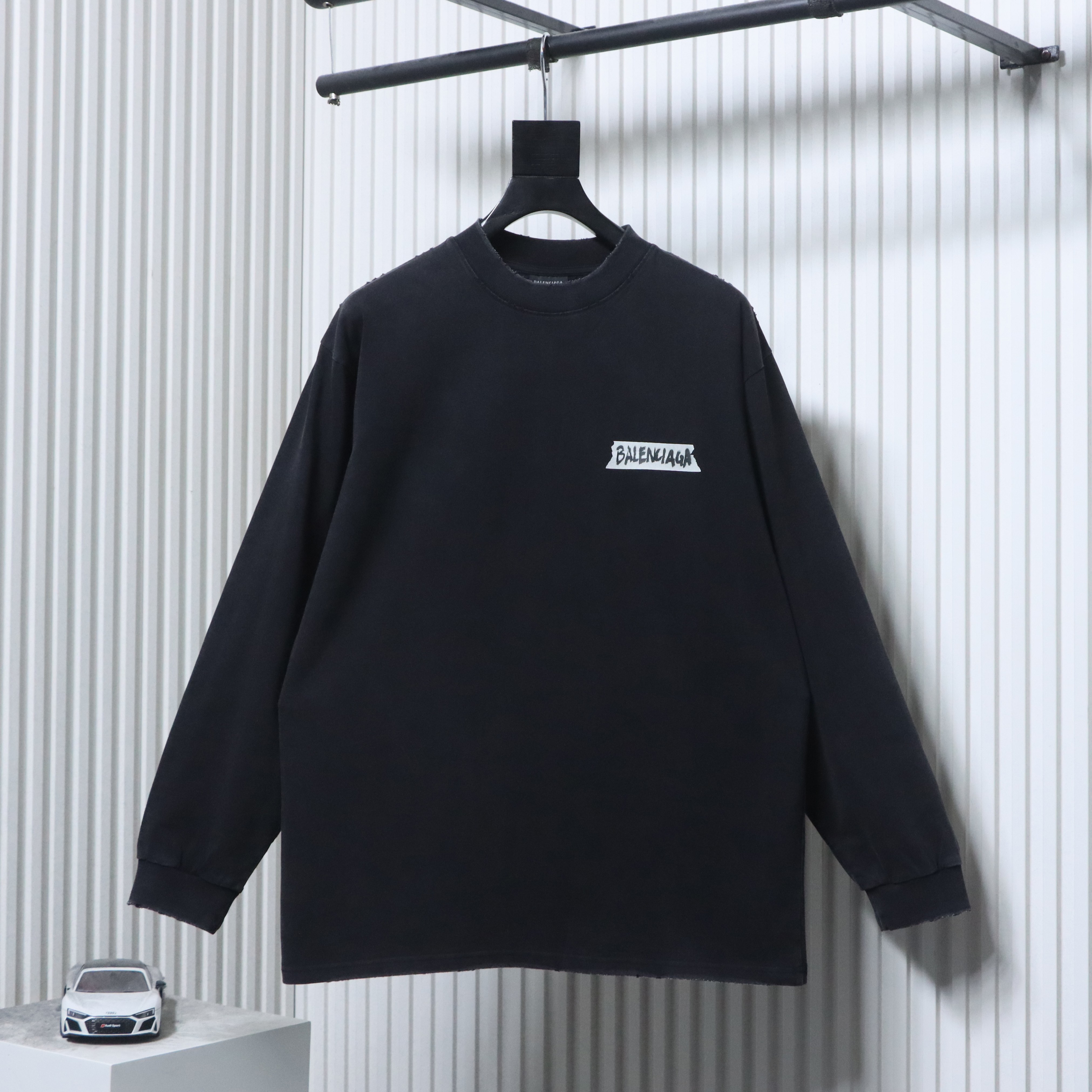 EM Sneakers Balenciaga Crewneck Long Sleeve Oversized Shirt Faded Washed Black