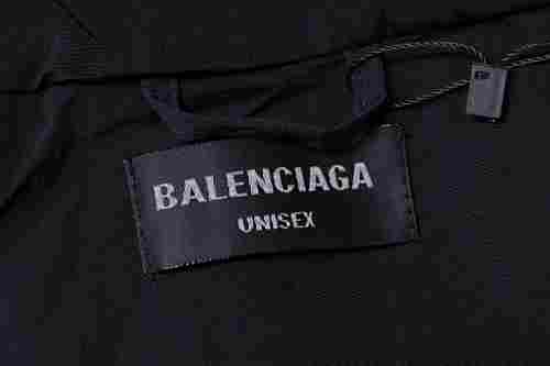 EM Sneakers Balenciaga Logo Print Zip-up Jacket Black