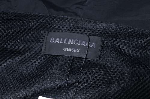 EM Sneakers Balenciaga Reversible Tracksuit Jacket