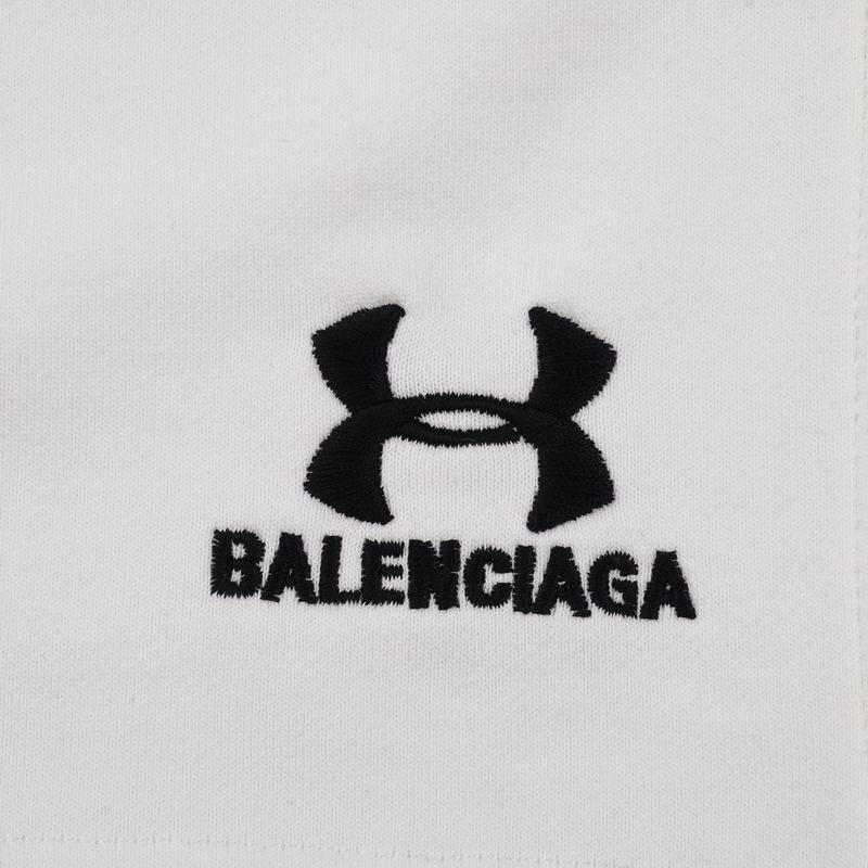 EM Sneakers Balenciaga x Under Armour Large Shorts White