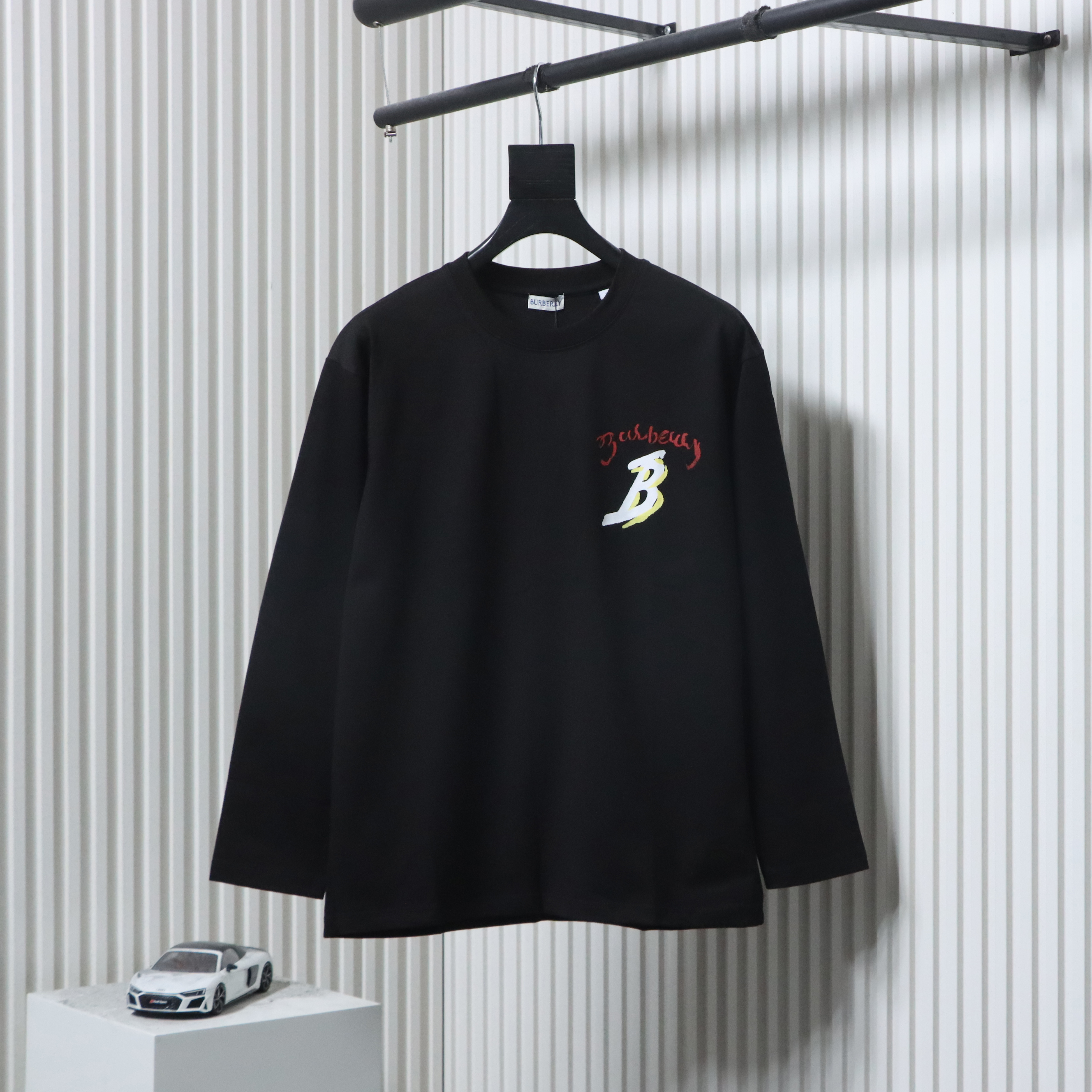 EM Sneakers Burberry 25Fw Letter Sailboat Print Long Sleeve Shirt Black