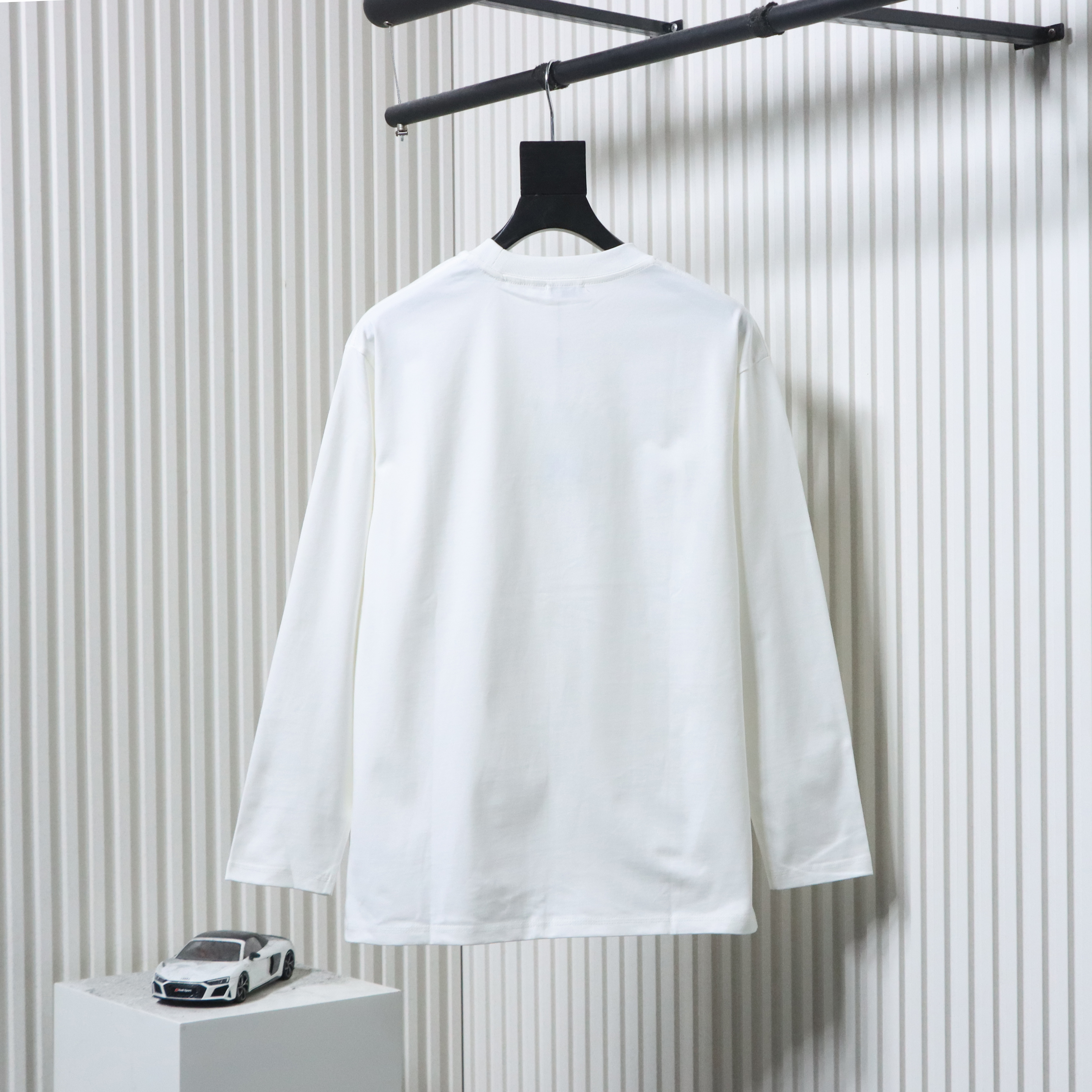 EM Sneakers Burberry 25Fw Signature Logo Embroidered Long-Sleeve Shirt White