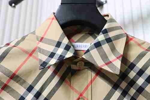 EM Sneakers Burberry Archive Check Long Sleeve Shirt Beige